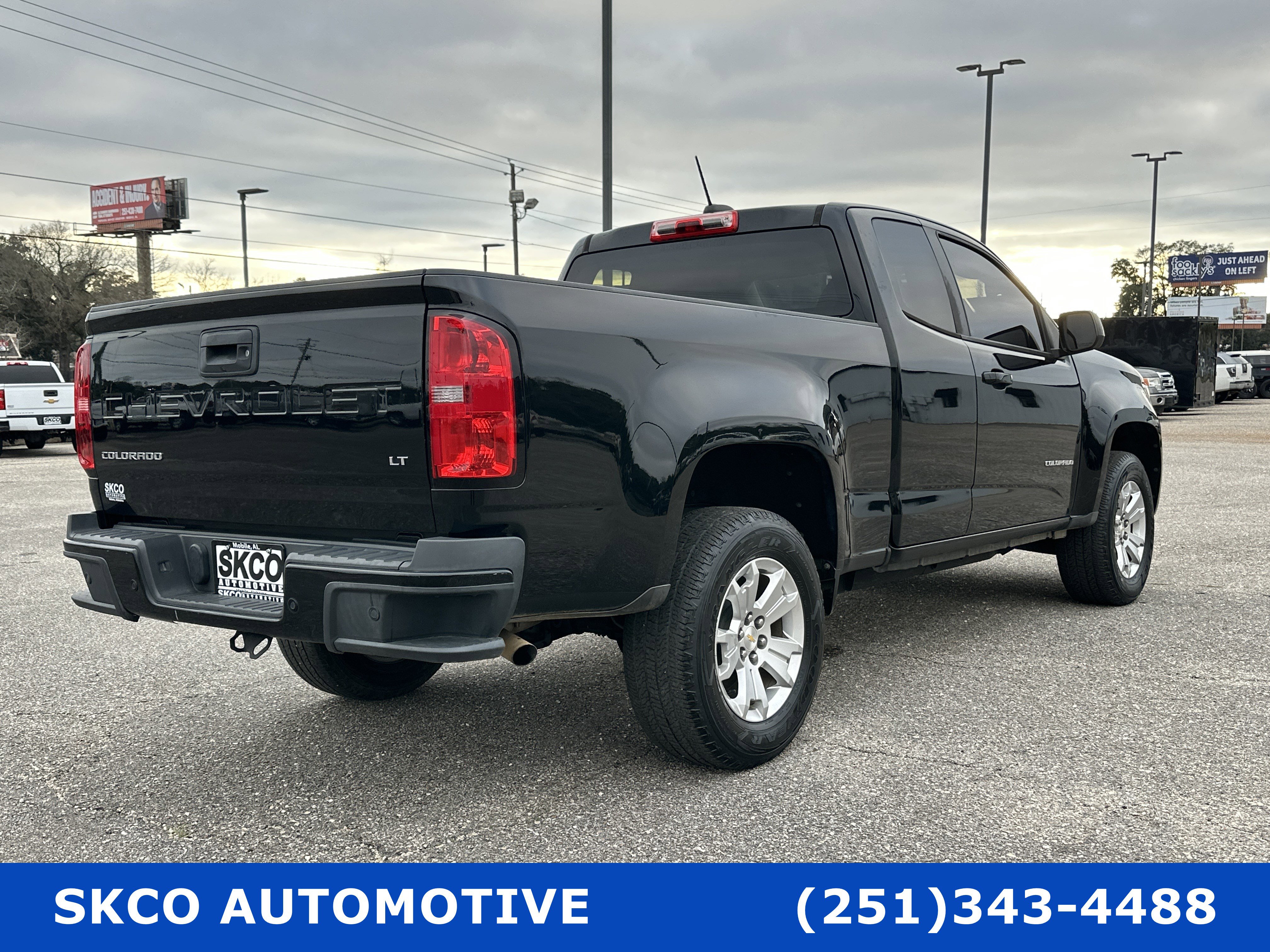 Used 2021 Chevrolet Colorado LT w/ Fleet Safety Package RWD image 5