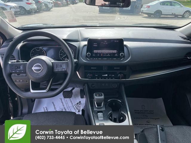 Used 2024 Nissan Rogue SV FWD image 20