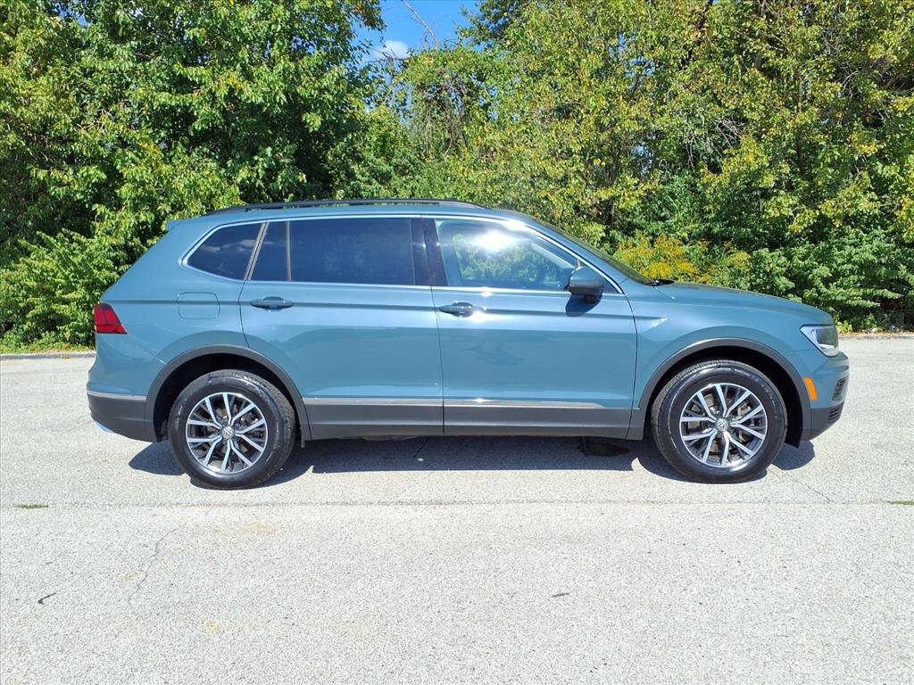 Used 2020 Volkswagen Tiguan SE image 30