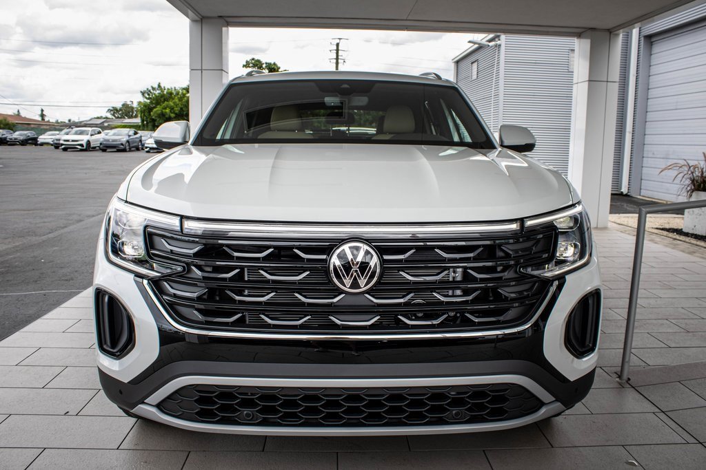 New 2026 Volkswagen Atlas Cross Sport SE image 7