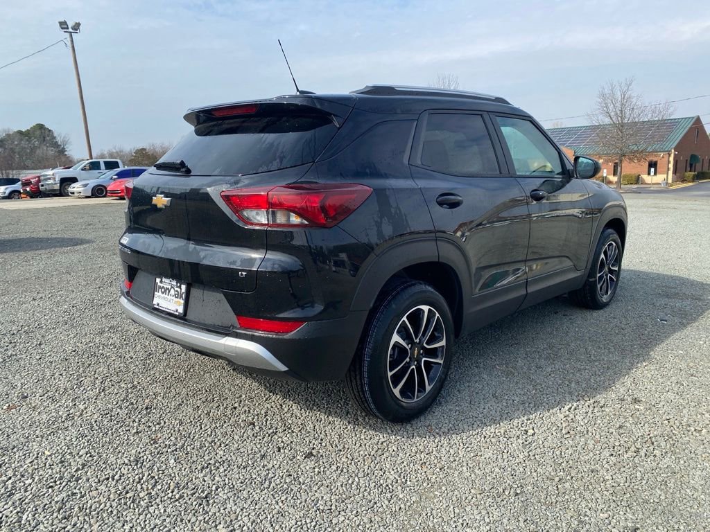 New 2026 Chevrolet TrailBlazer LT FWD image 3