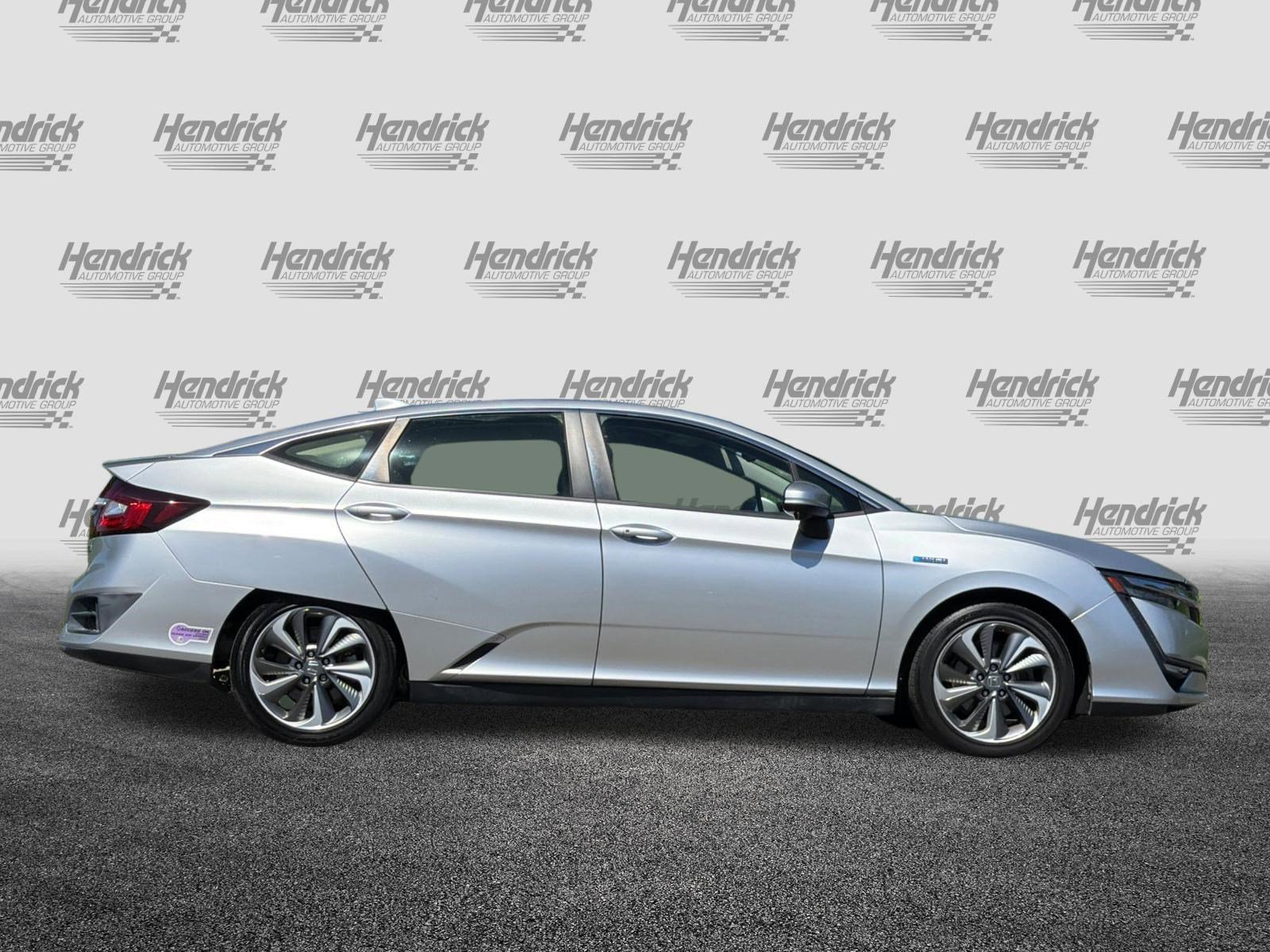 Used 2019 Honda Clarity Plug-In Hybrid image 3