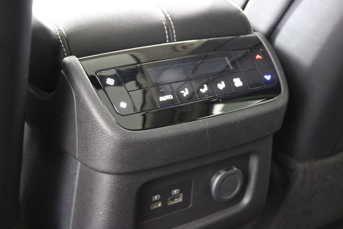 Used 2023 INFINITI QX60 Luxe w/ Cargo Package FWD image 35