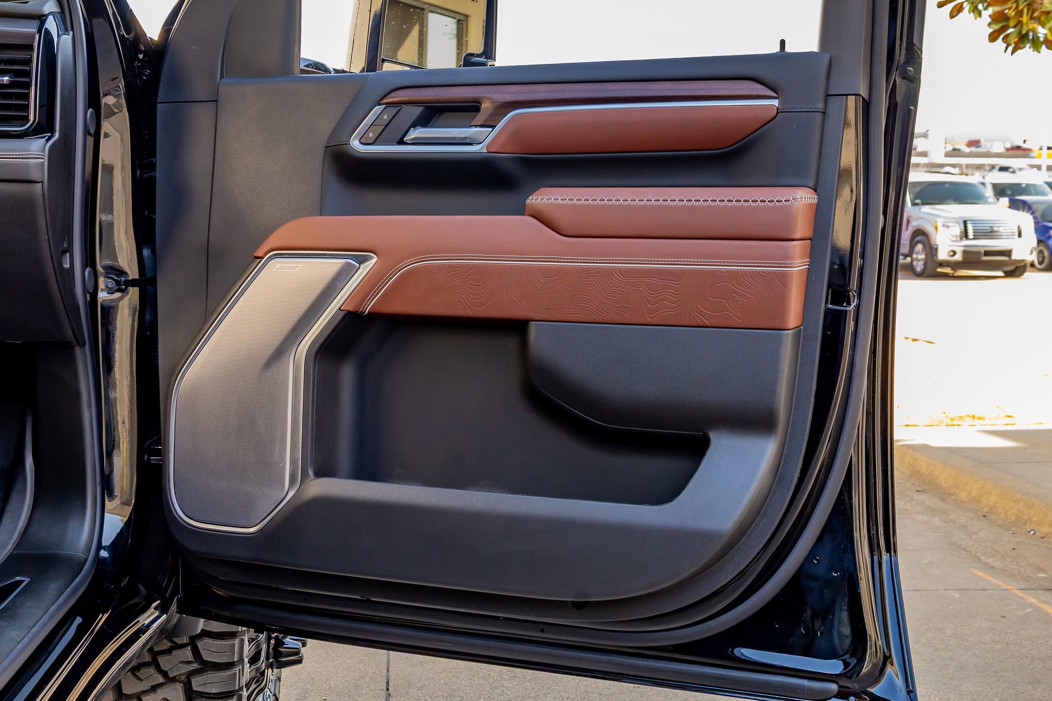 Used 2026 GMC Sierra 3500 Denali Ultimate image 37