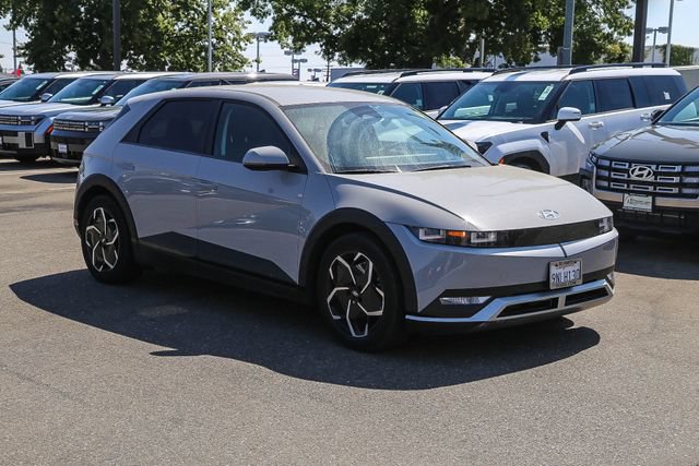 Used 2024 Hyundai Ioniq 5 SEL RWD image 6