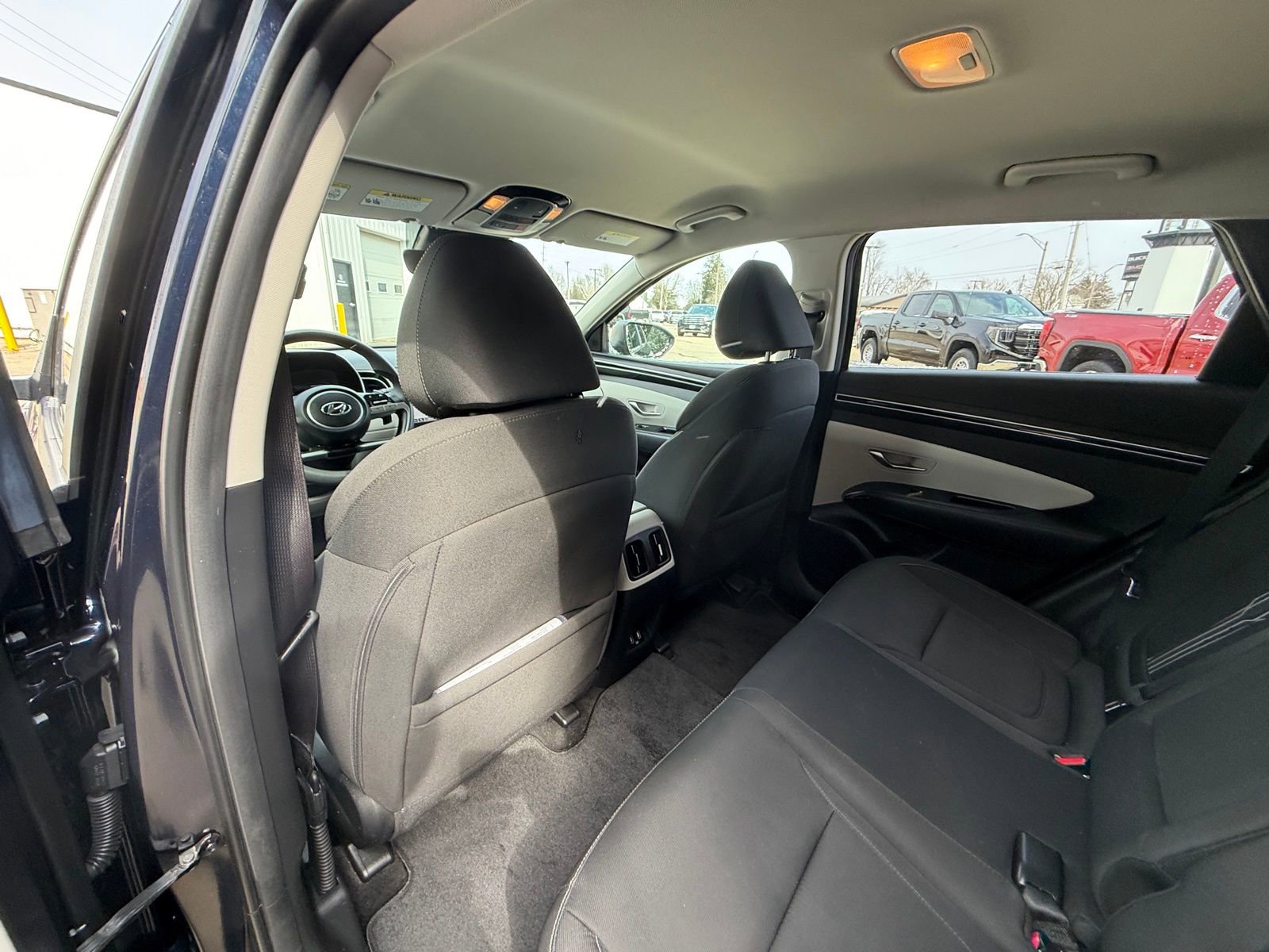 Used 2024 Hyundai Tucson Blue image 31