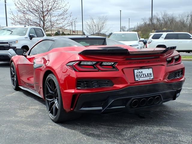 Used 2024 Chevrolet Corvette Z06 image 2