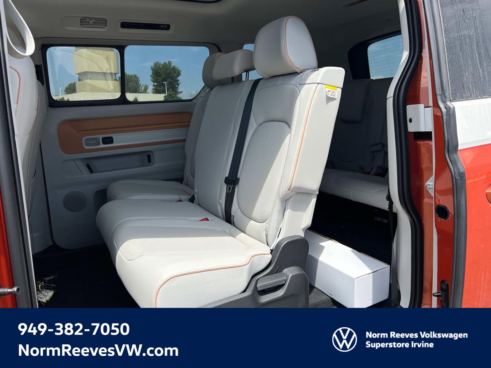 New 2025 Volkswagen ID. Buzz 1st Edition image 20