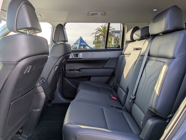 Used 2024 Hyundai Santa Fe SEL image 14