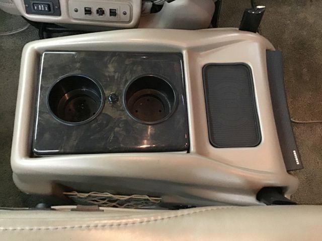 Used 2019 GMC Savana 2500 Extended w/ Enhanced Convenience Package image 24