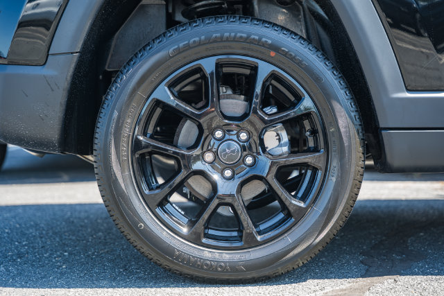 New 2026 Jeep Compass Latitude AWD/4WD image 22