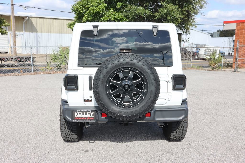 Used 2018 Jeep Wrangler Unlimited Sahara image 6
