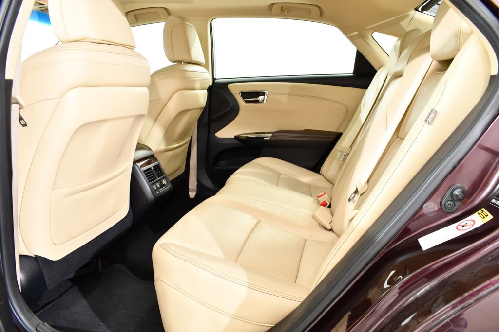 Used 2013 Toyota Avalon Limited image 16