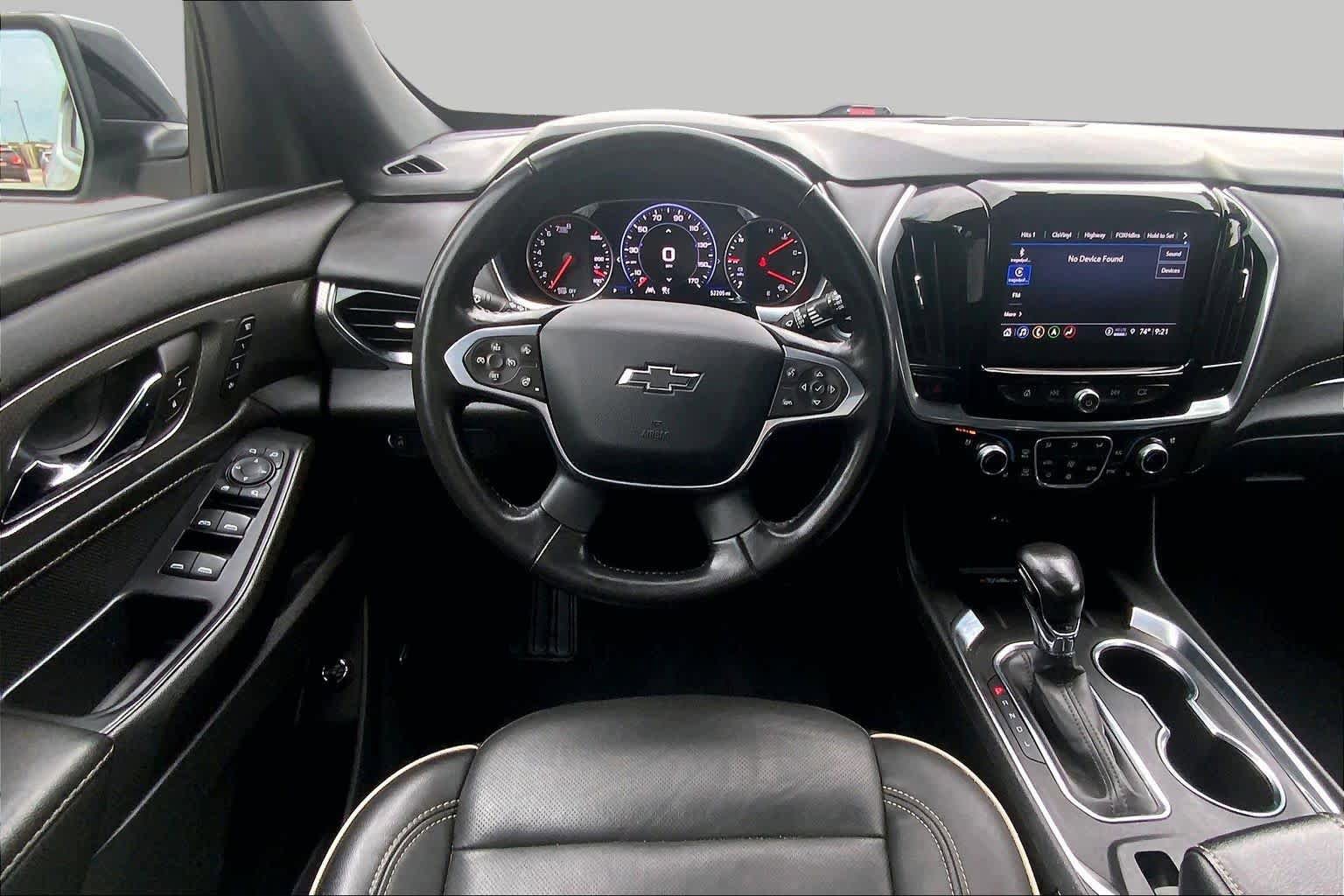 Used 2022 Chevrolet Traverse Premier w/ Redline Edition AWD/4WD image 6