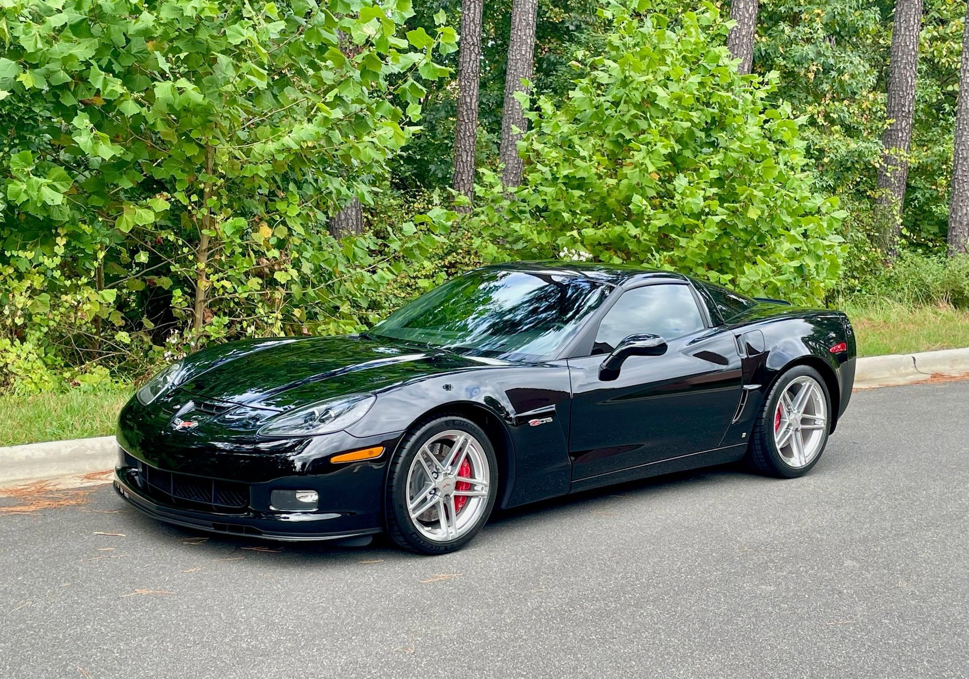 Used 2007 Chevrolet Corvette Z06 w/ Preferred Equipment Group image 3