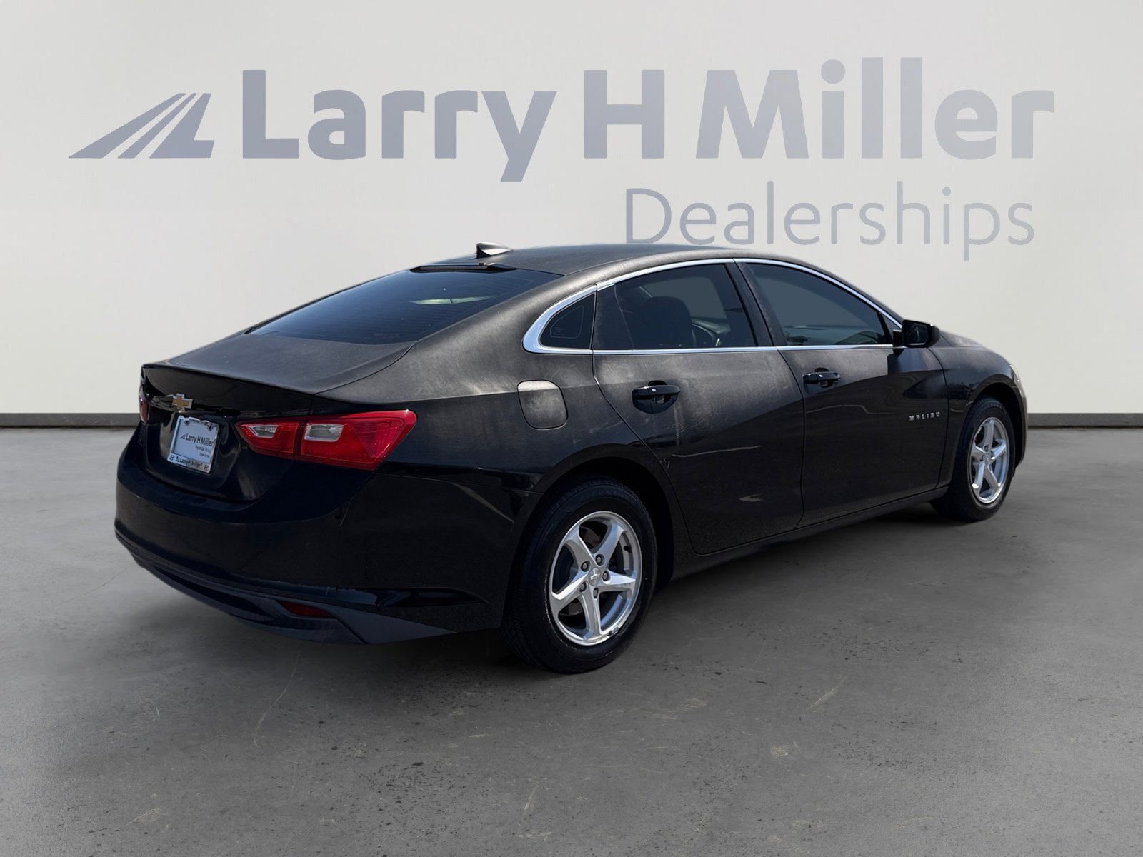Used 2017 Chevrolet Malibu LS FWD image 5