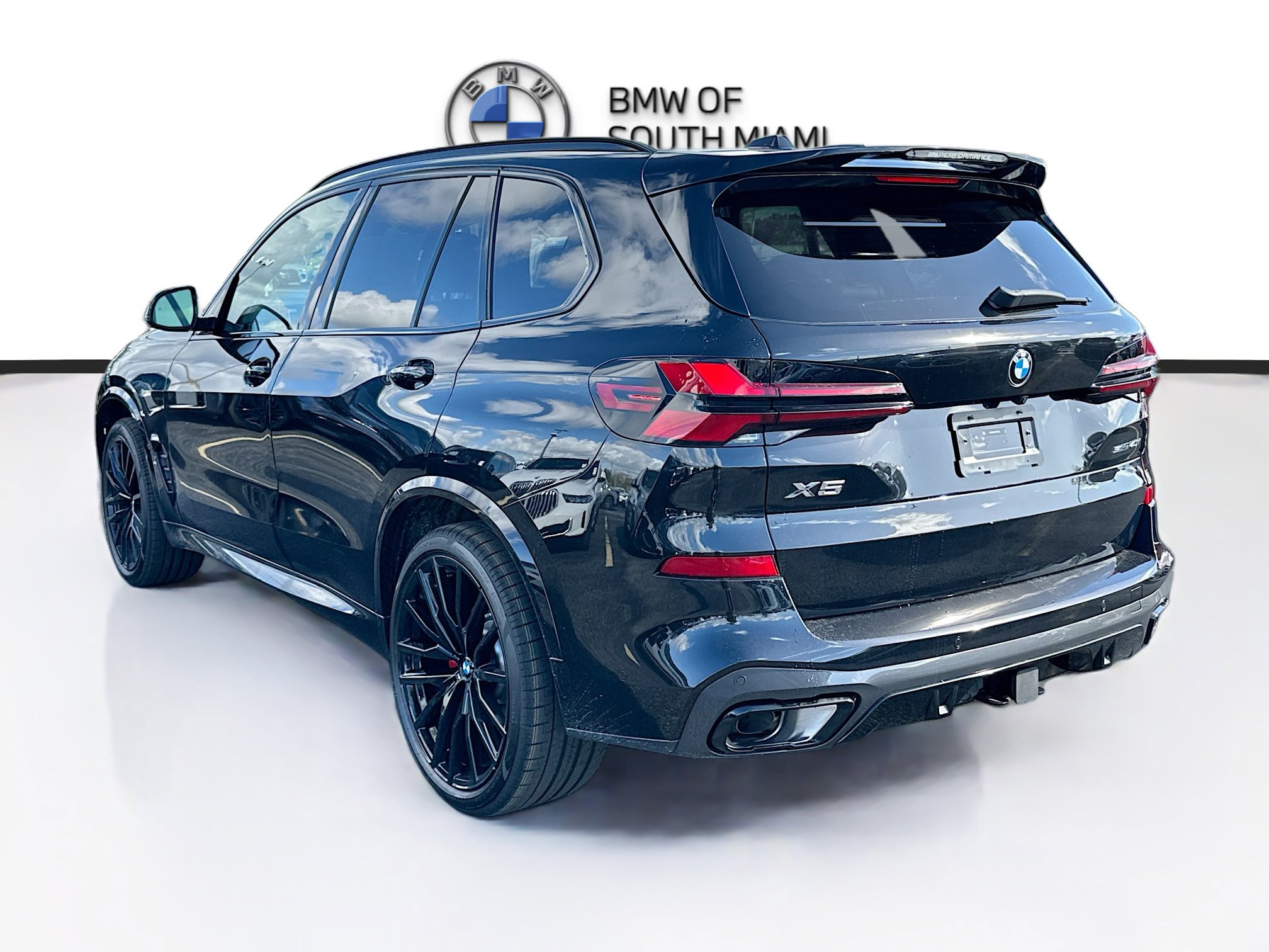 New 2026 BMW X5 sDrive40i w/ M Sport Package image 4