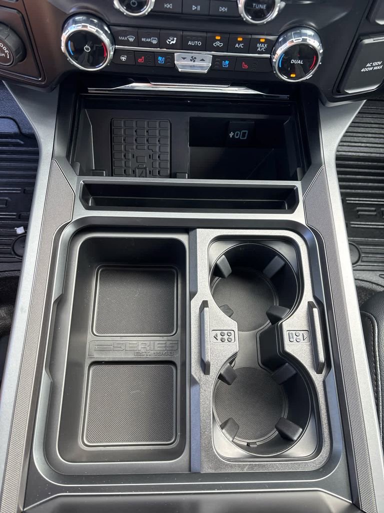 New 2026 Ford F350 Lariat image 14