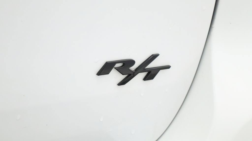 Used 2022 Dodge Durango R/T w/ Trailer Tow Group IV image 17