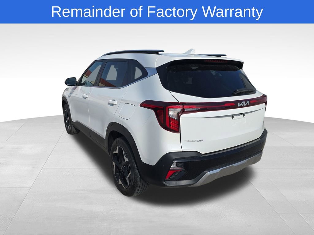 Used 2024 Kia Seltos EX image 4