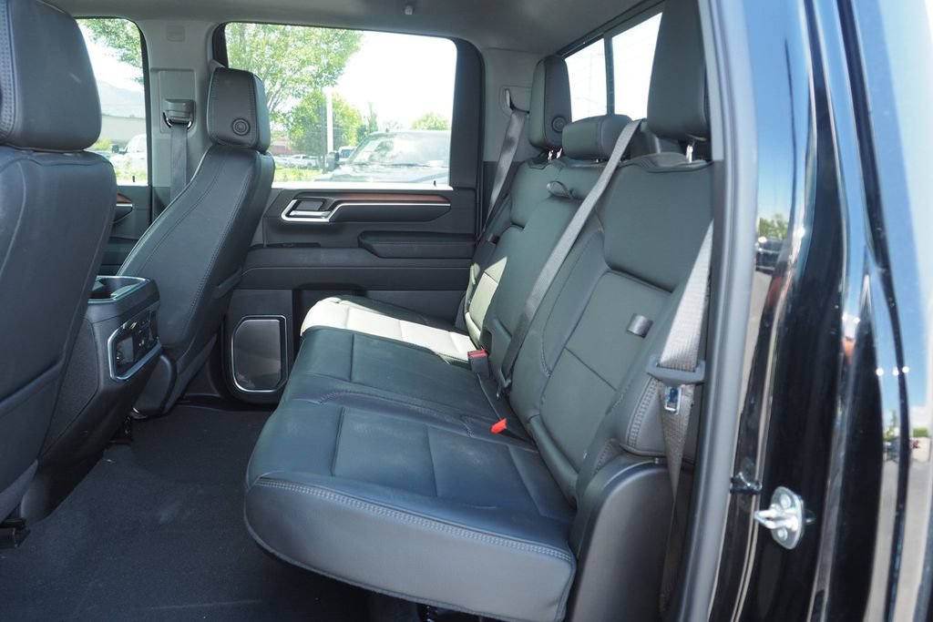 Used 2025 GMC Sierra 3500 Denali w/ Technology Package AWD/4WD image 15
