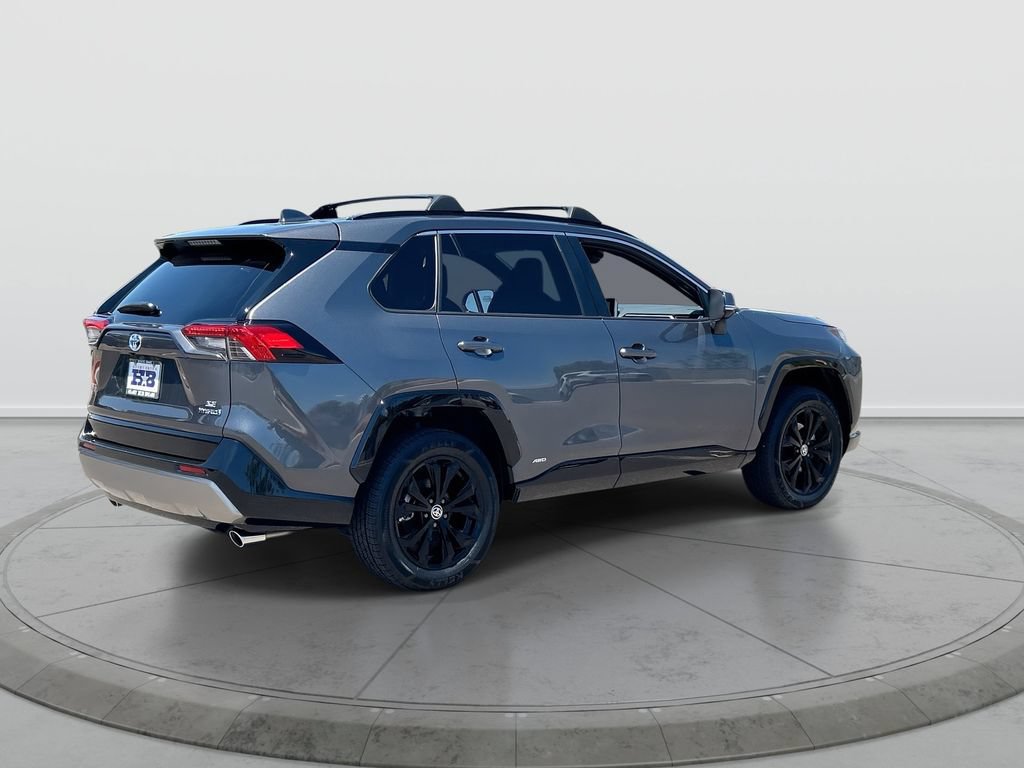 Used 2023 Toyota RAV4 SE w/ Convenience Package AWD/4WD image 8