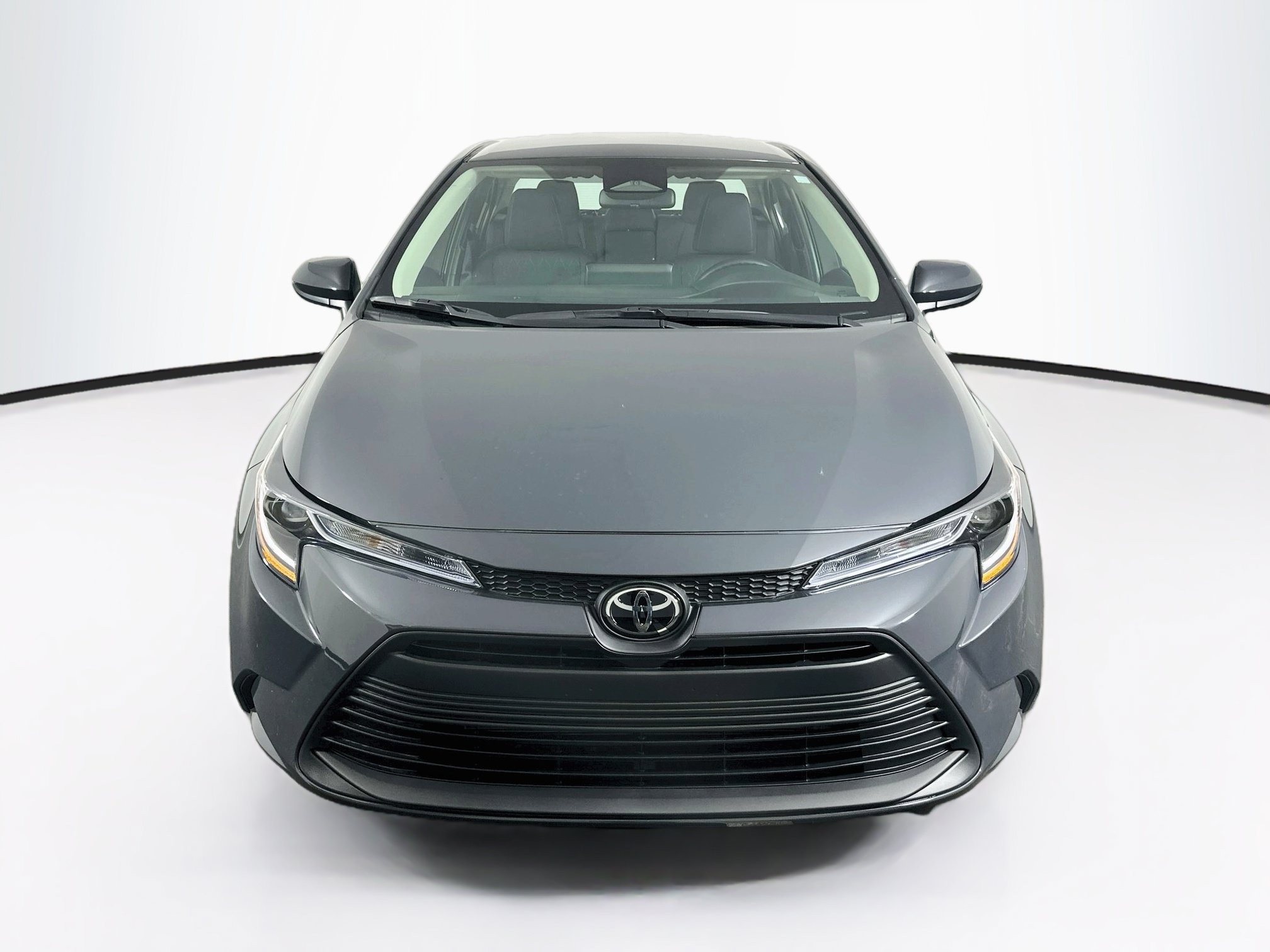 Used 2026 Toyota Corolla LE FWD image 2