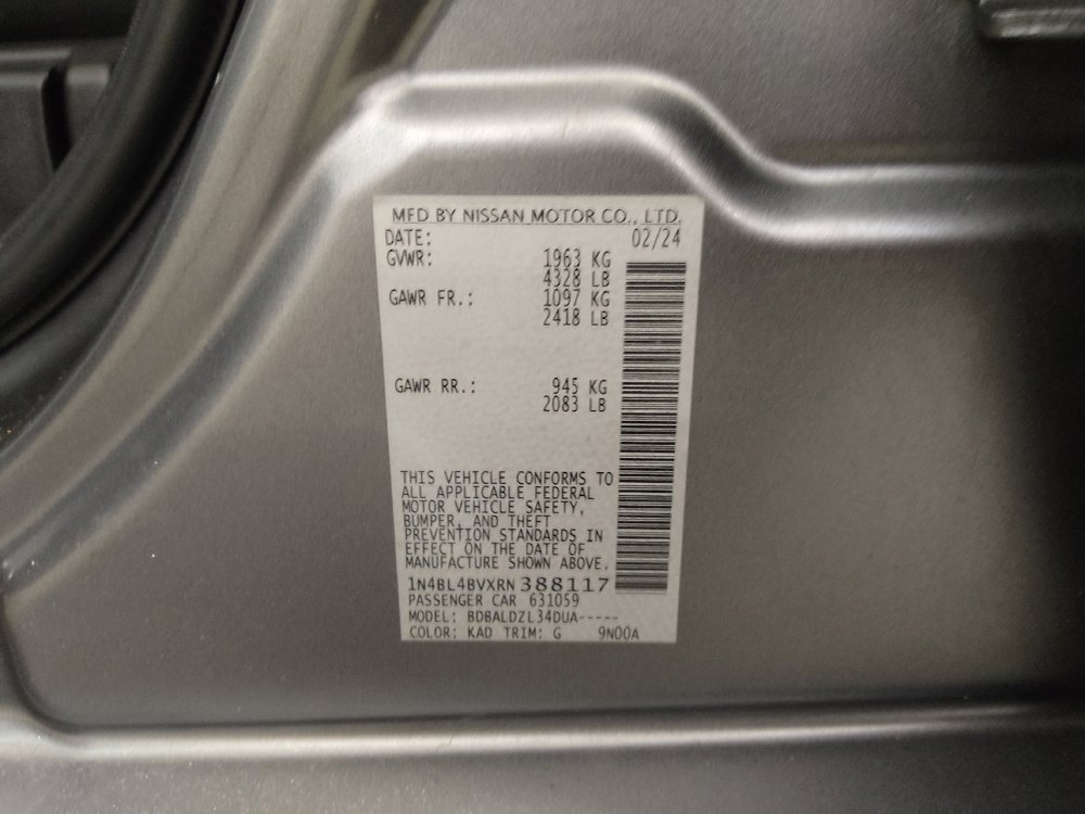 Used 2024 Nissan Altima 2.5 S FWD image 33