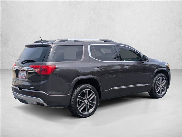 Used 2017 GMC Acadia Denali w/ Technology Package AWD/4WD image 5