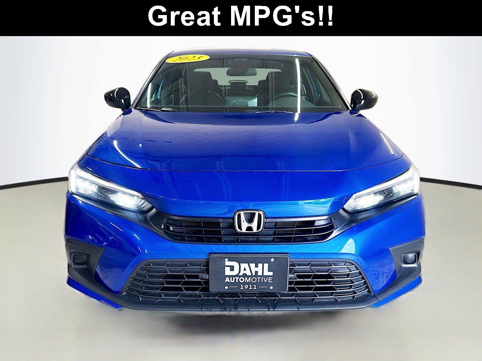 Used 2023 Honda Civic Sport image 3