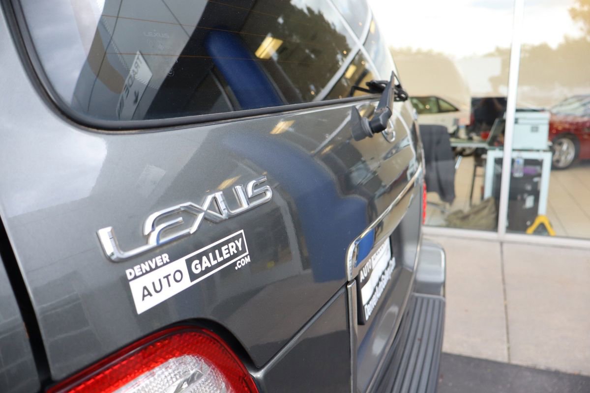 Used 2001 Lexus LX 470 4WD image 21