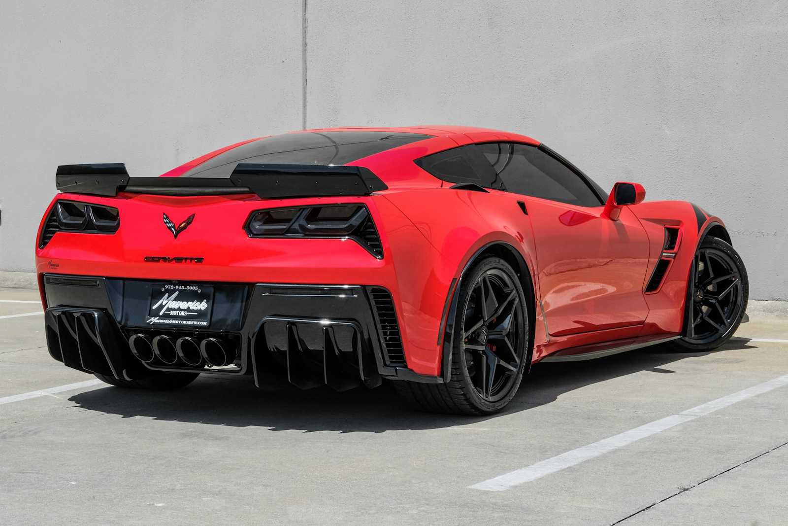 Used 2019 Chevrolet Corvette Grand Sport w/ Grand Sport Heritage Package RWD image 8