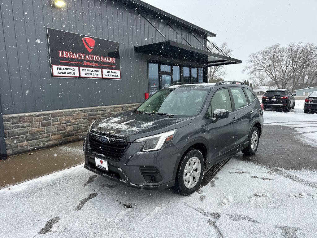 Used 2022 Subaru Forester image 1