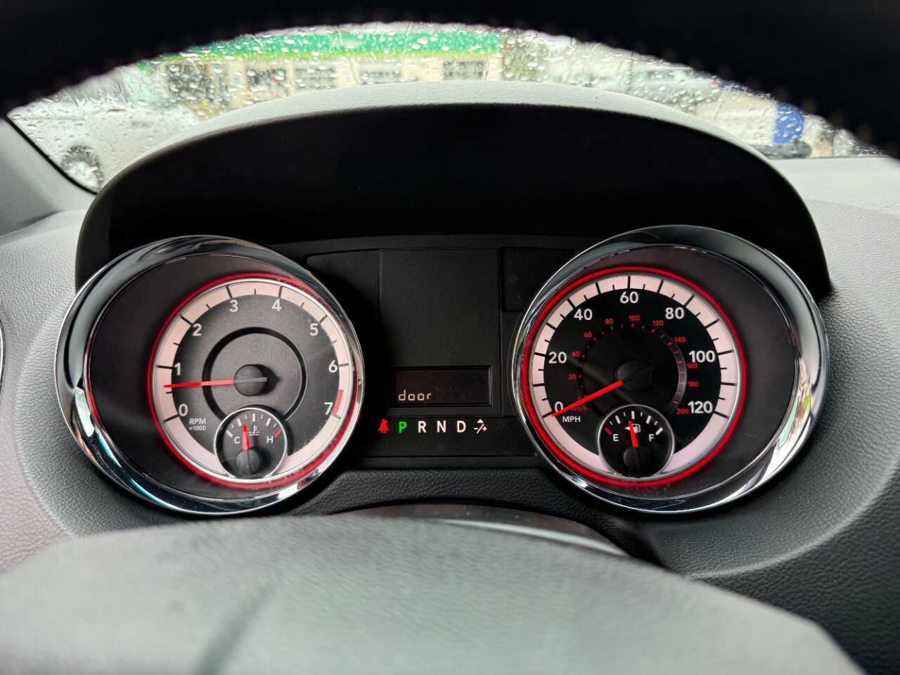 Used 2016 Dodge Grand Caravan SE FWD image 16