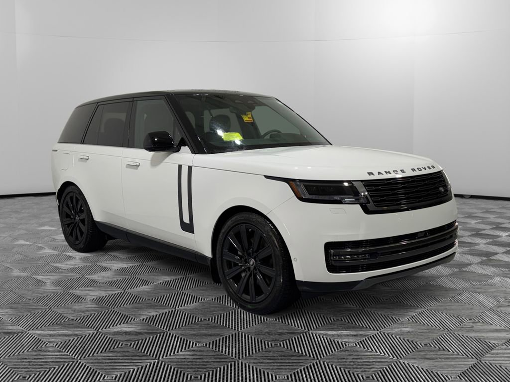 New 2025 Land Rover Range Rover SE image 7
