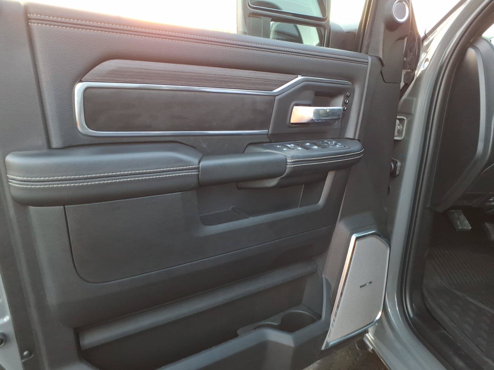 New 2026 RAM 2500 Laramie w/ Night Edition AWD/4WD image 13