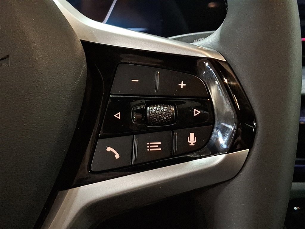 Used 2025 BMW i4 xDrive40i w/ M Sport Package image 18