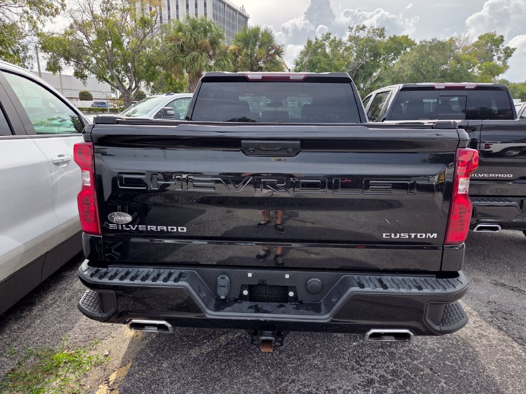 Used 2023 Chevrolet Silverado 1500 Custom Trail Boss AWD/4WD image 7