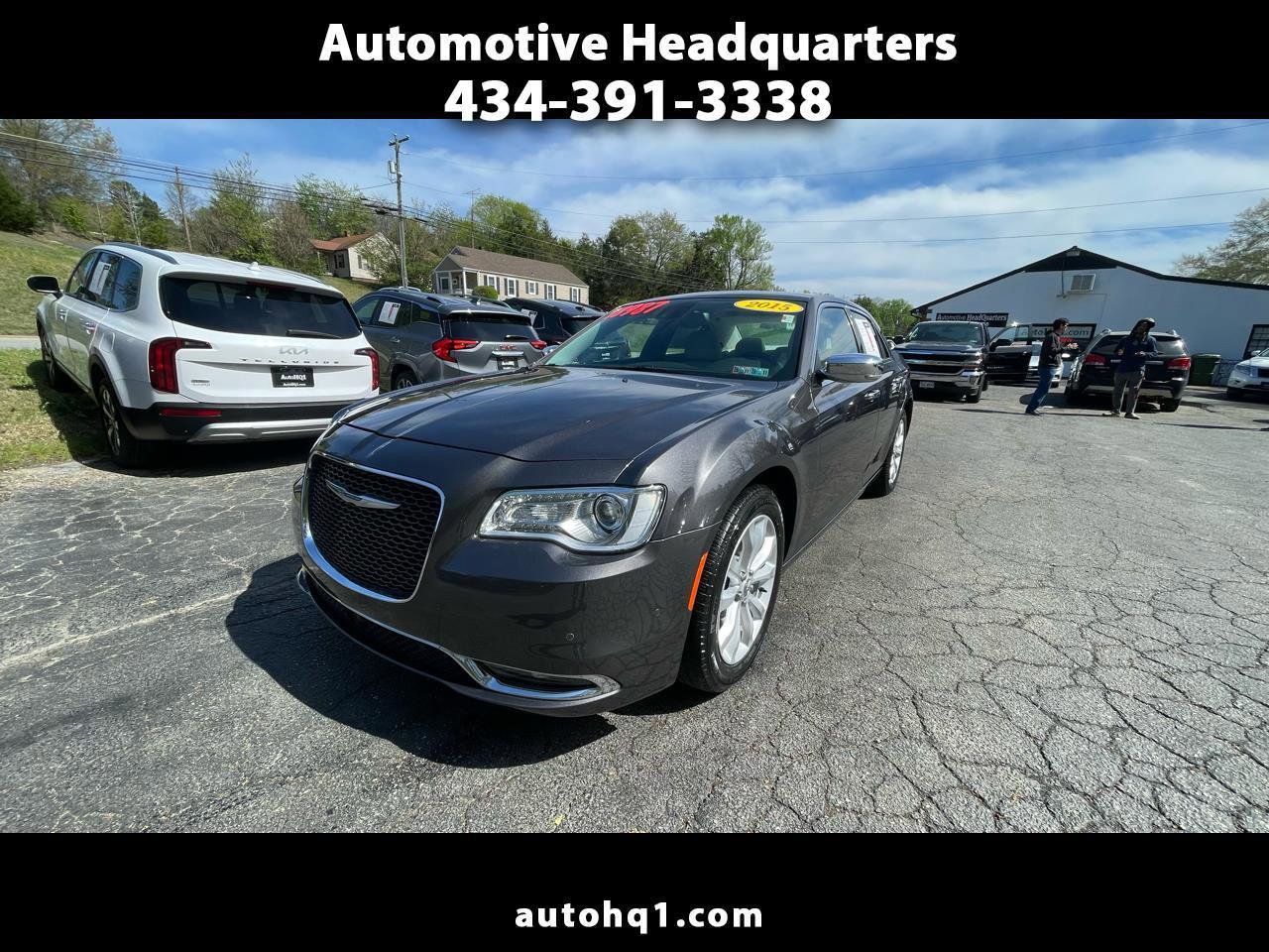 Used 2015 Chrysler 300 C w/ Light Group image 1