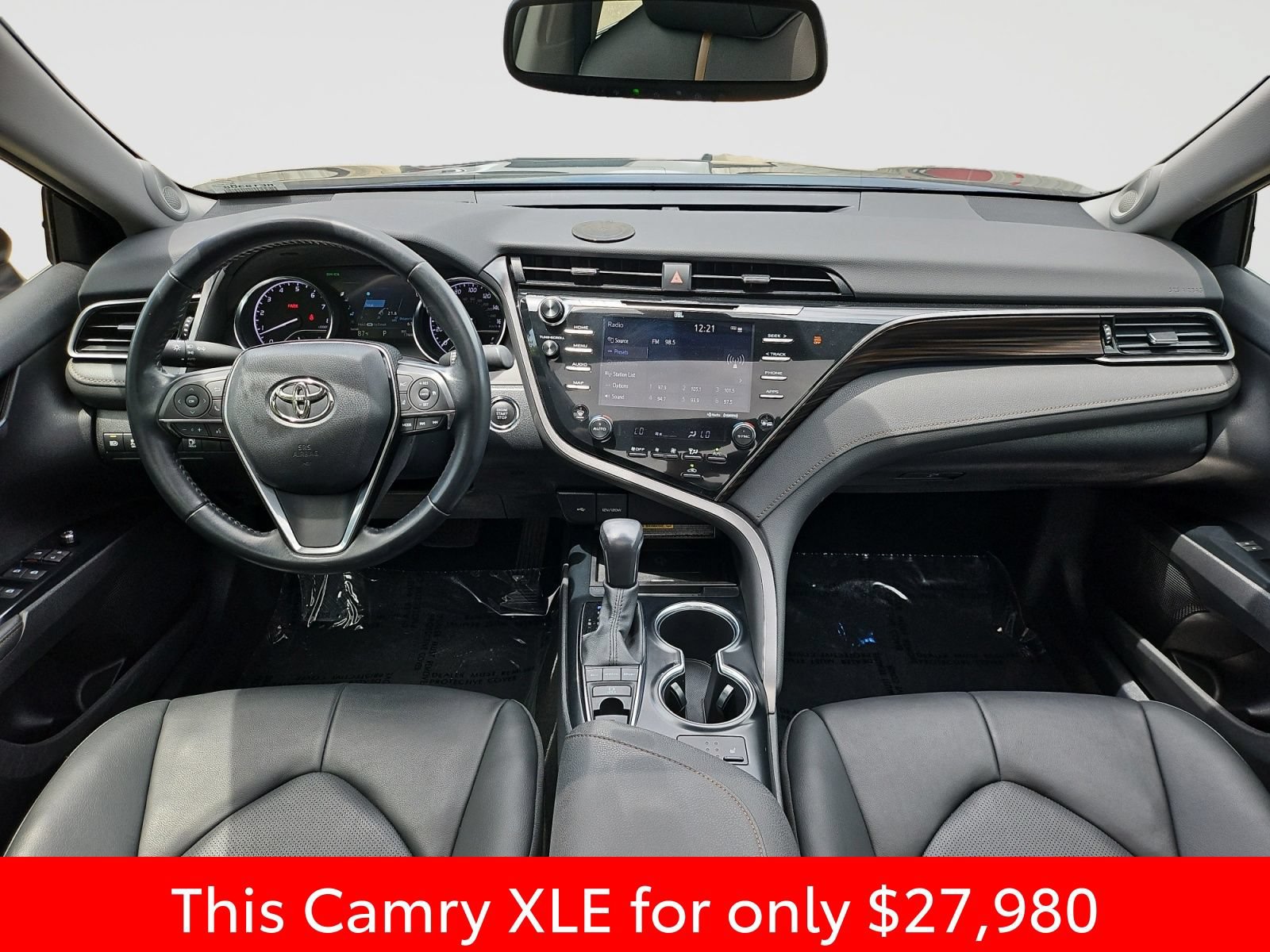 Used 2020 Toyota Camry XLE FWD image 16