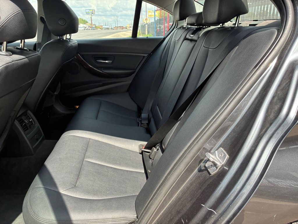 Used 2014 BMW 328i xDrive Sedan AWD/4WD image 27