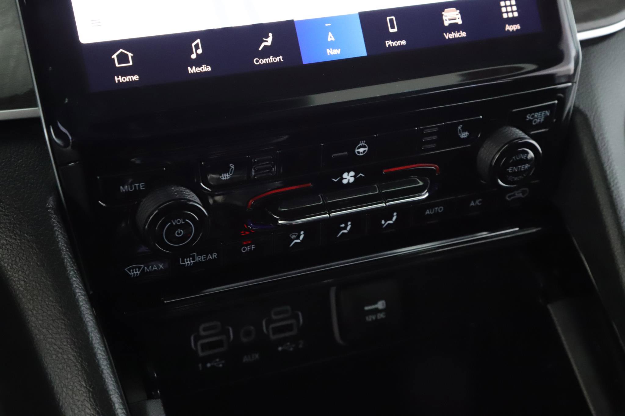 Used 2023 Jeep Grand Cherokee Limited w/ Trailer Tow Prep Group (B) image 15