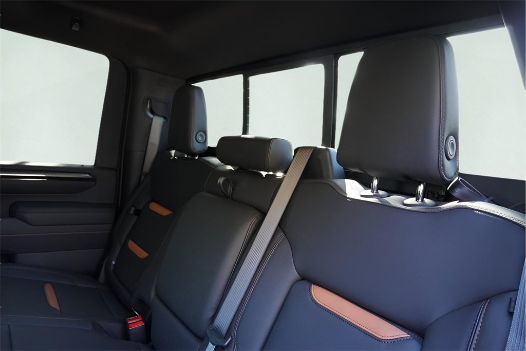 New 2026 GMC Sierra 2500 AT4 w/ AT4 Premium Plus Package image 34