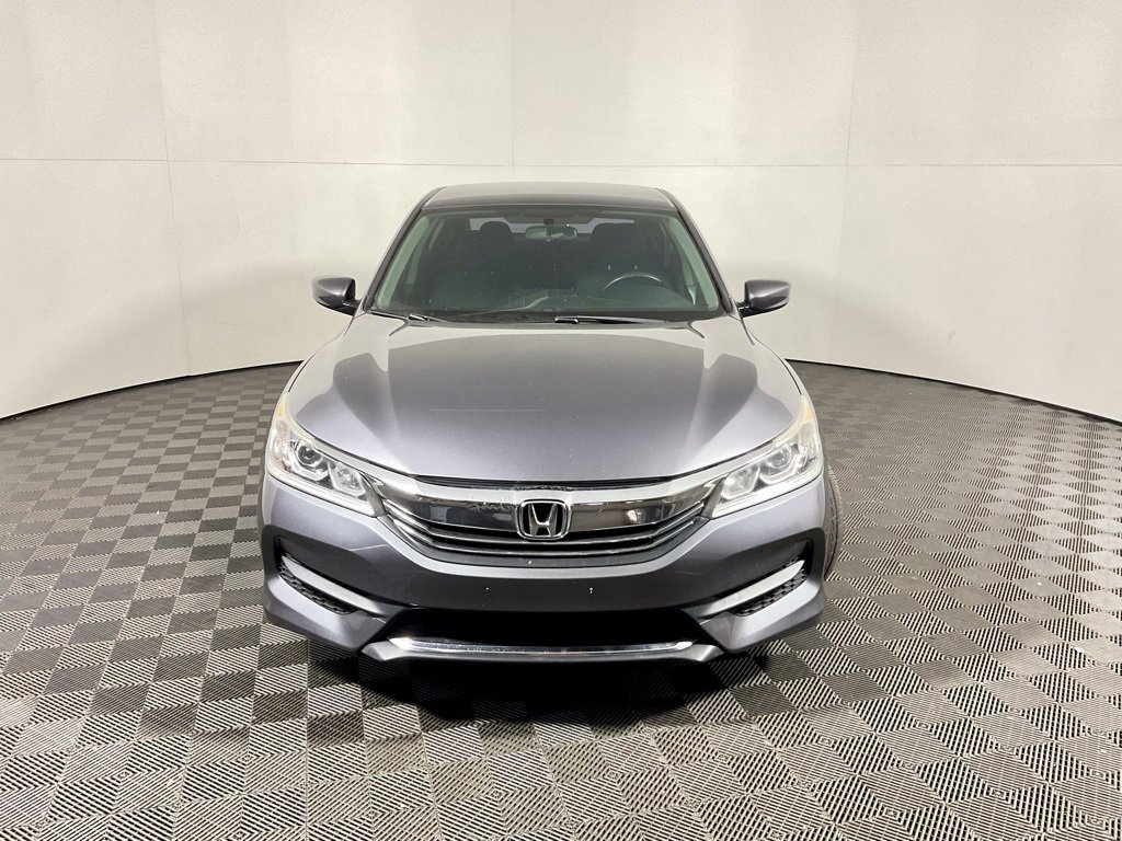 Used 2017 Honda Accord LX image 3