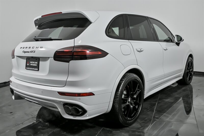 Used 2016 Porsche Cayenne GTS AWD/4WD image 10