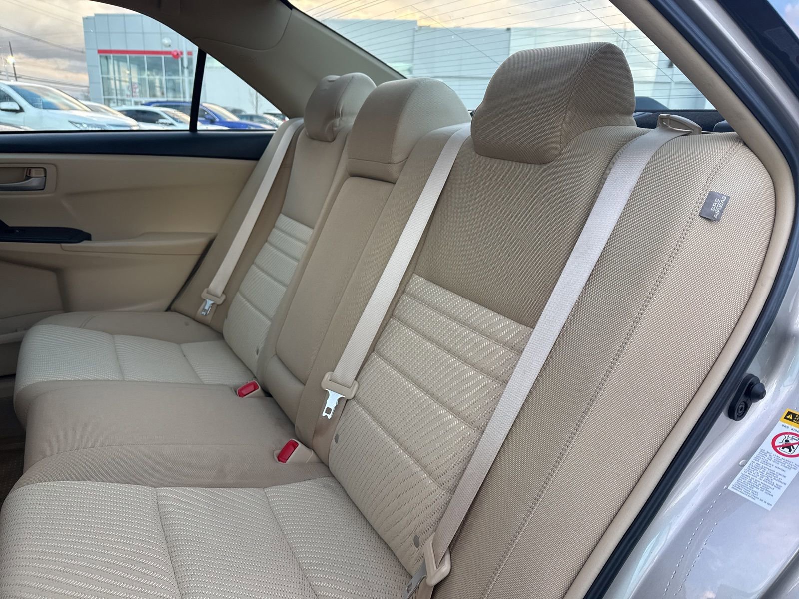 Used 2016 Toyota Camry LE image 13