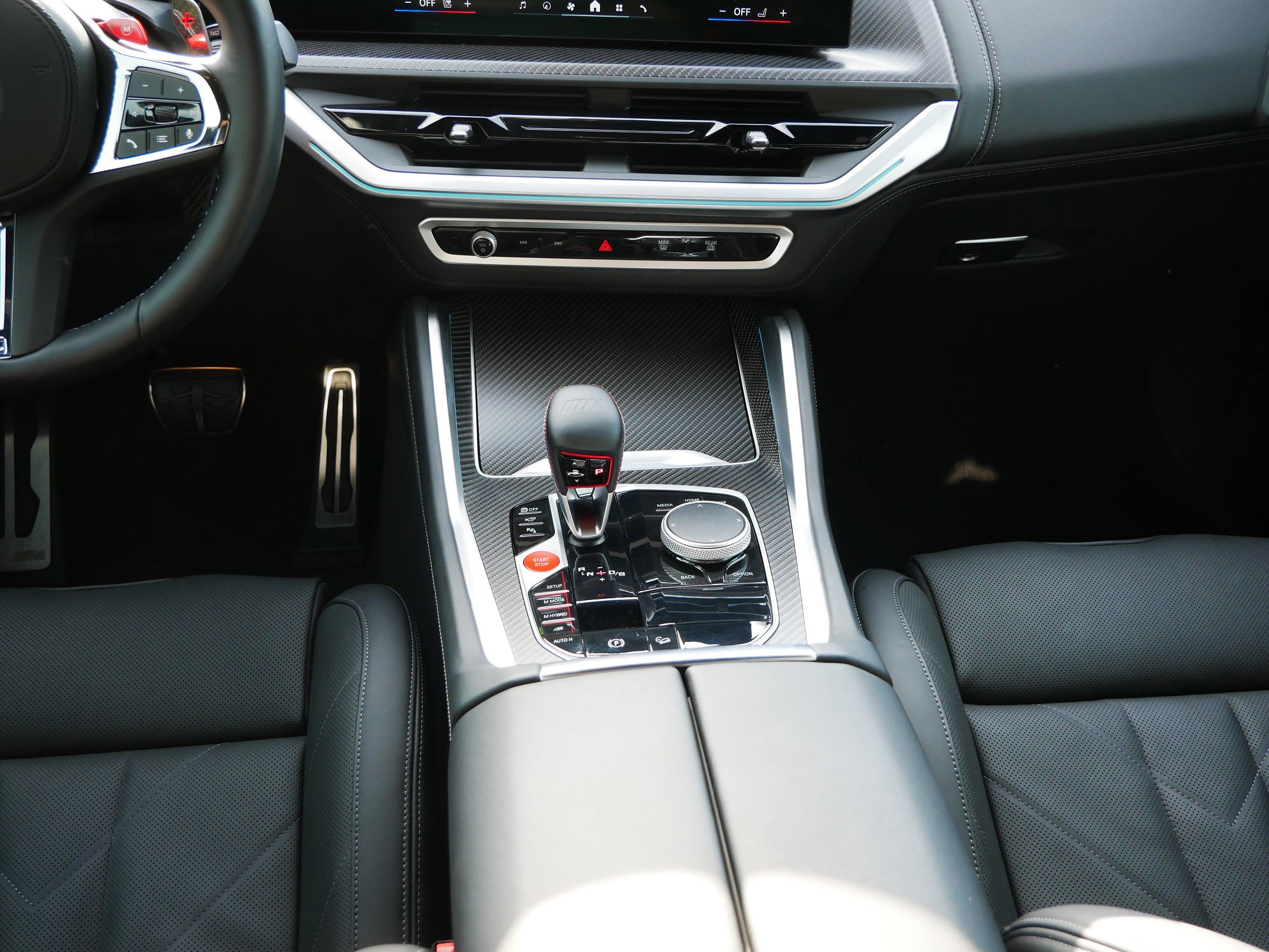 Used 2025 BMW XM image 24