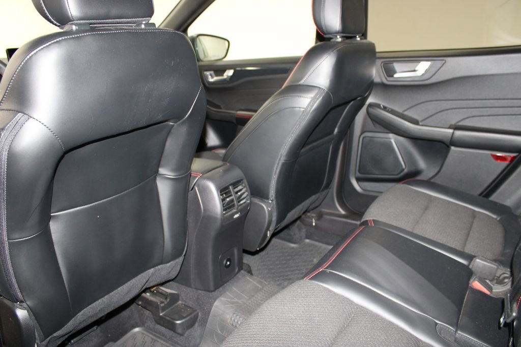 Used 2023 Ford Escape ST-Line w/ Tech Pack #1 FWD image 19