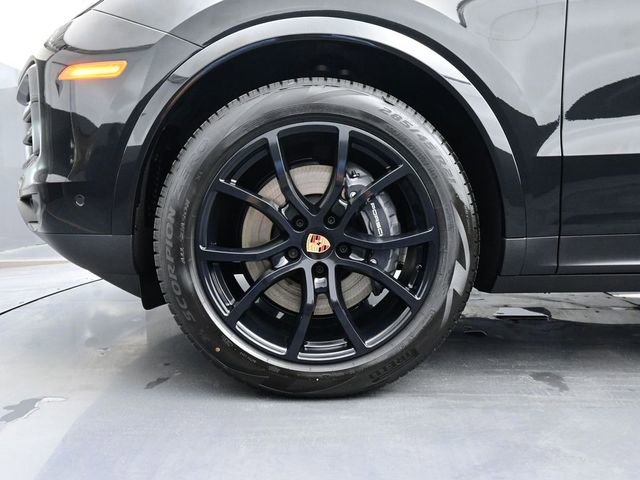 New 2026 Porsche Cayenne image 6