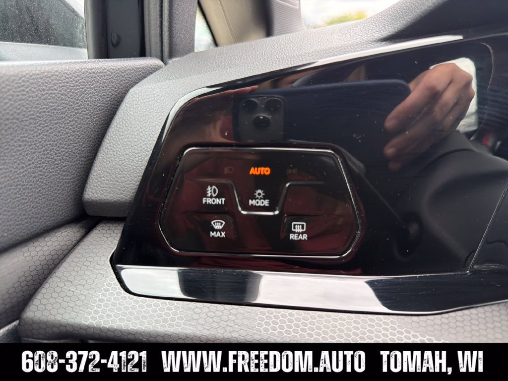 Used 2024 Volkswagen GTI S FWD image 21